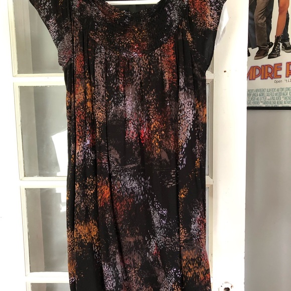 Beautiful Talula off shoulder - Picture 2 of 4